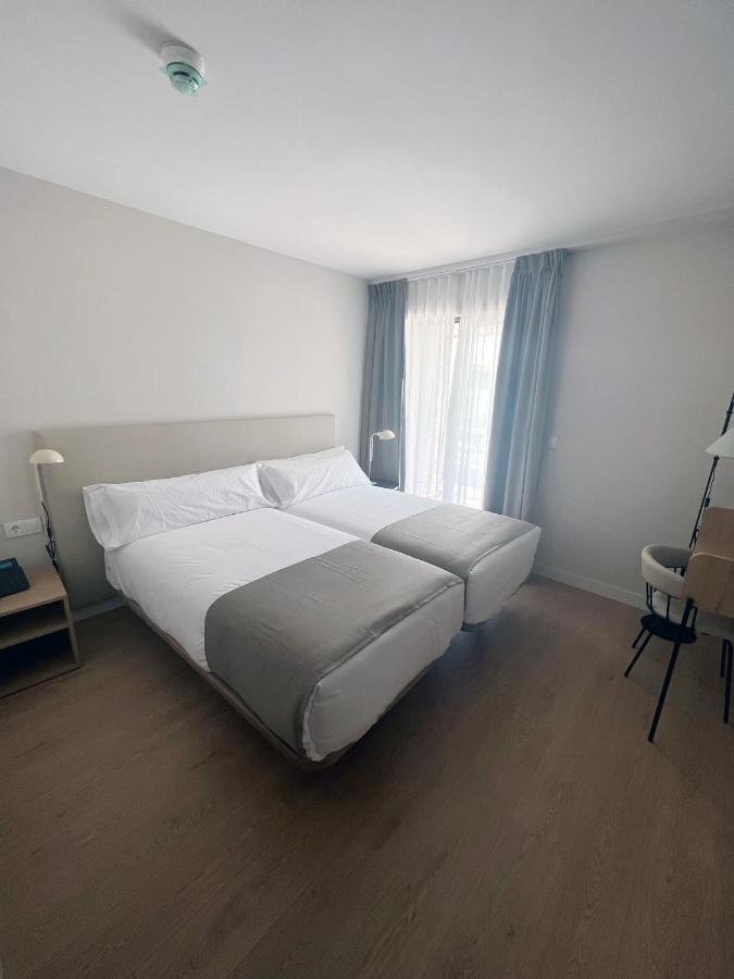Hotel H4 Cangas 3 Superior Εξωτερικό φωτογραφία