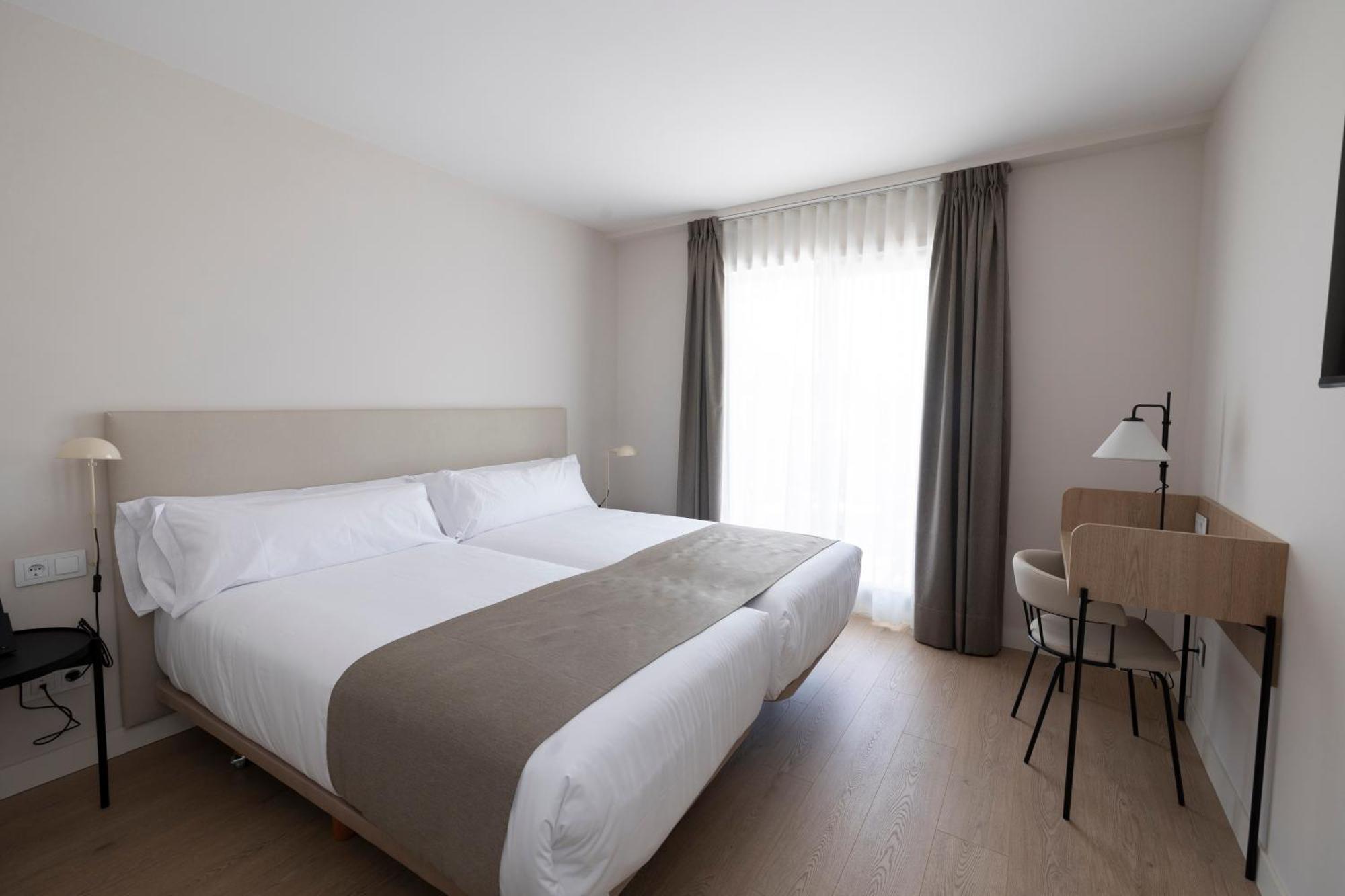 Hotel H4 Cangas 3 Superior Εξωτερικό φωτογραφία