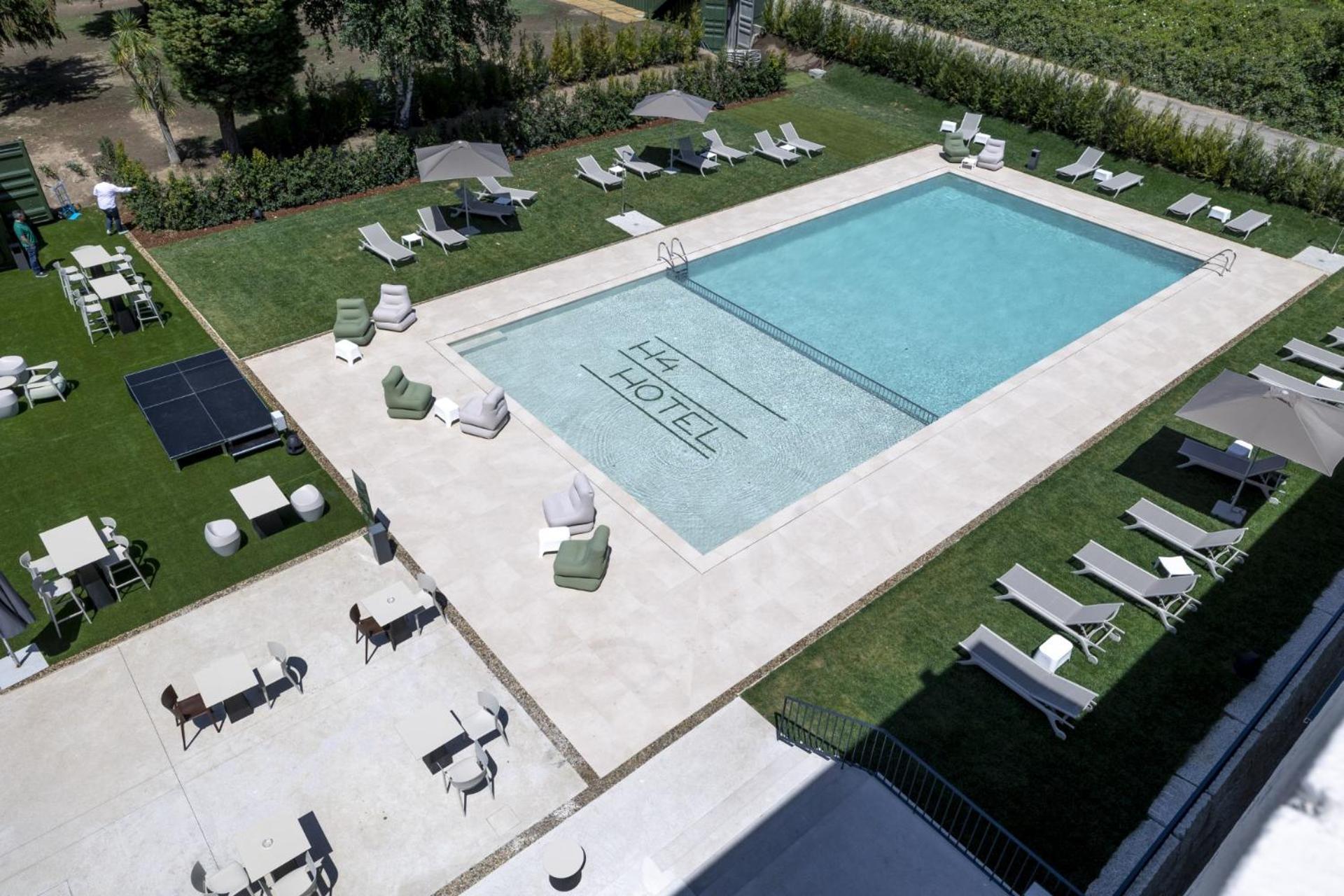 Hotel H4 Cangas 3 Superior Εξωτερικό φωτογραφία