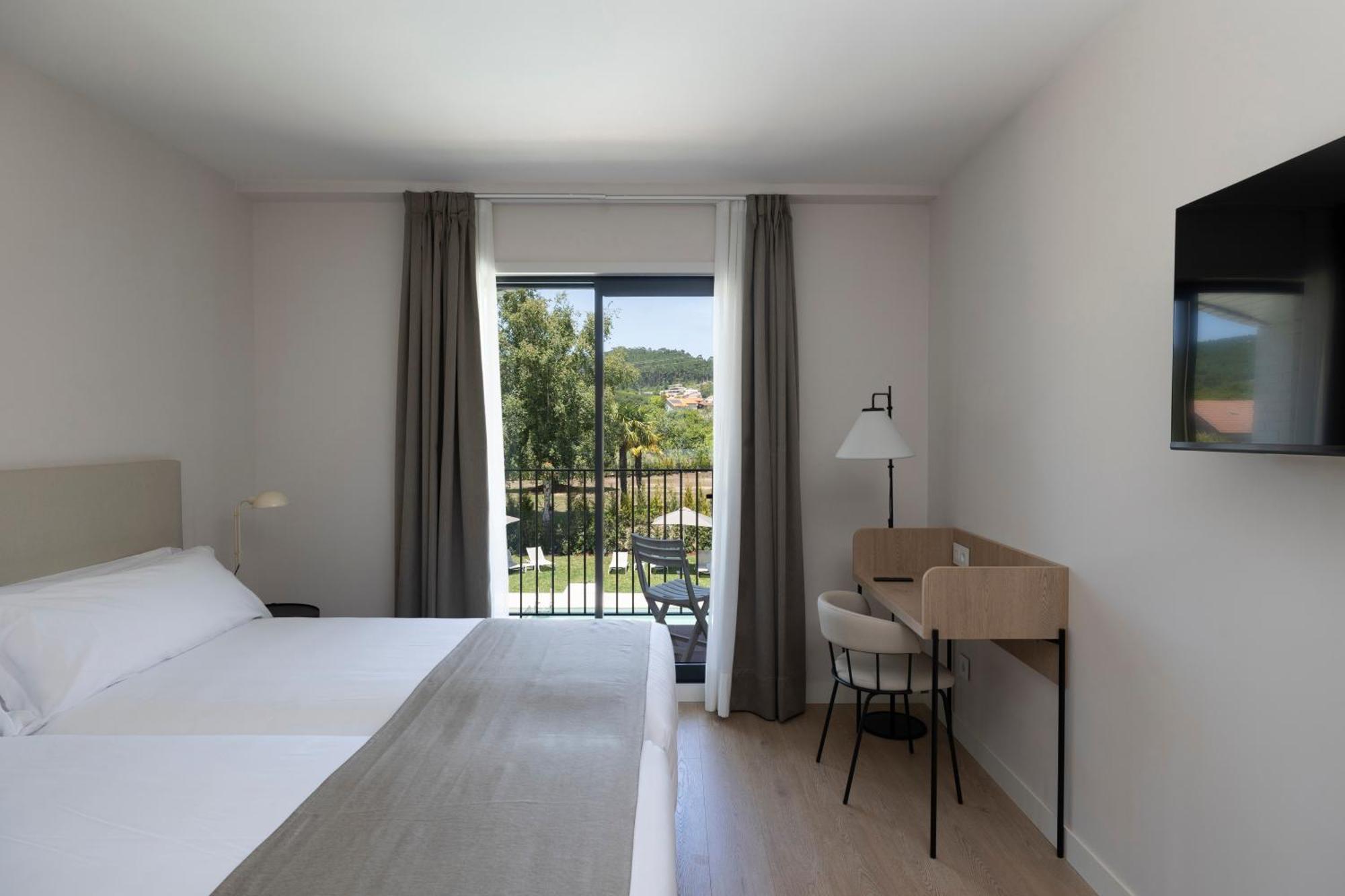 Hotel H4 Cangas 3 Superior Εξωτερικό φωτογραφία